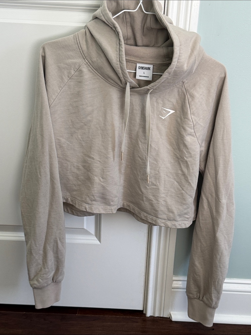 Gymshark Training Cropped Hoodie Beige Taupe Size L Large Sweatshirt Pullover